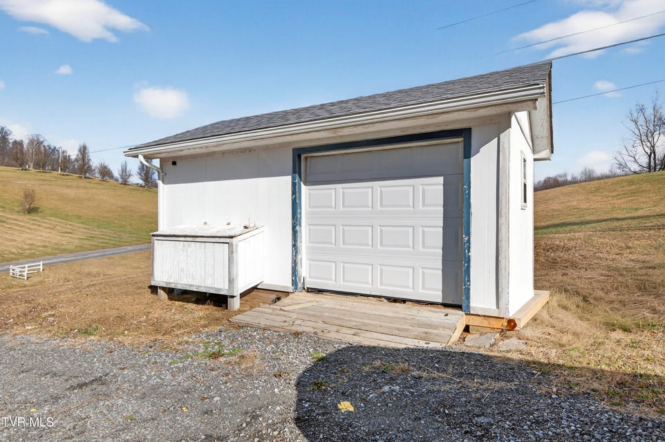 Photo #39: 17968 Overlook Dr 