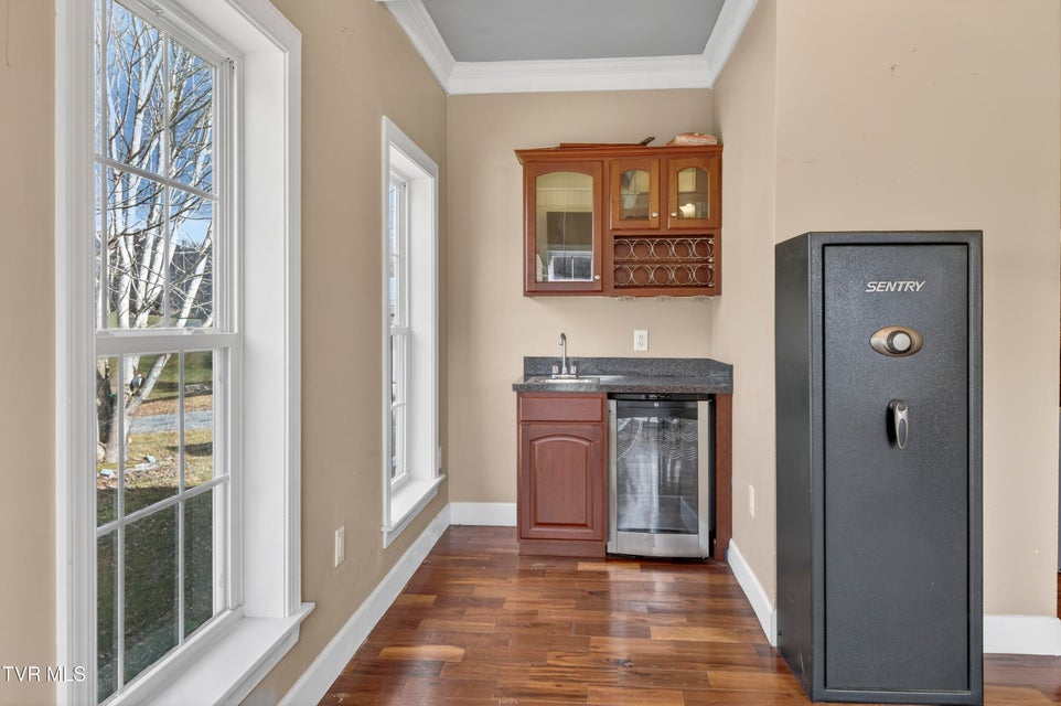 Photo #11: 17968 Overlook Dr 