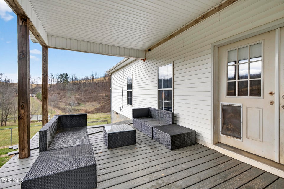 Photo #40: 17968 Overlook Dr 