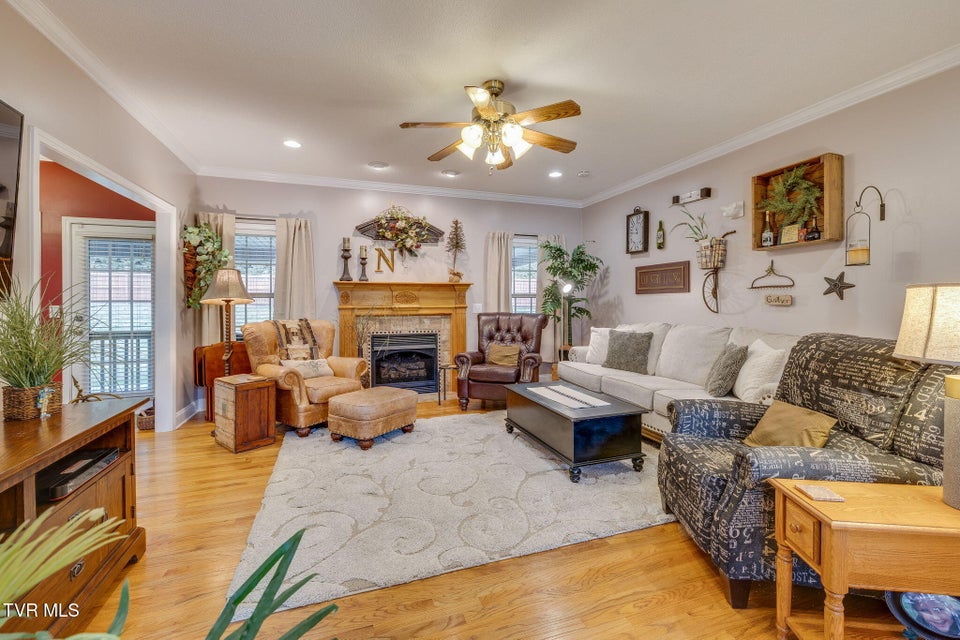 Photo #6: 220 Haley Walk