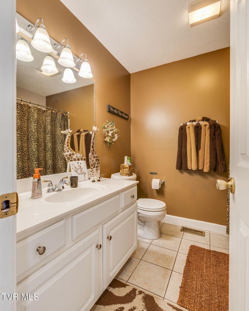 Photo #22: 220 Haley Walk