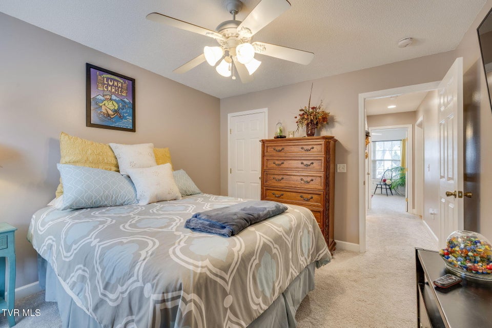 Photo #24: 220 Haley Walk