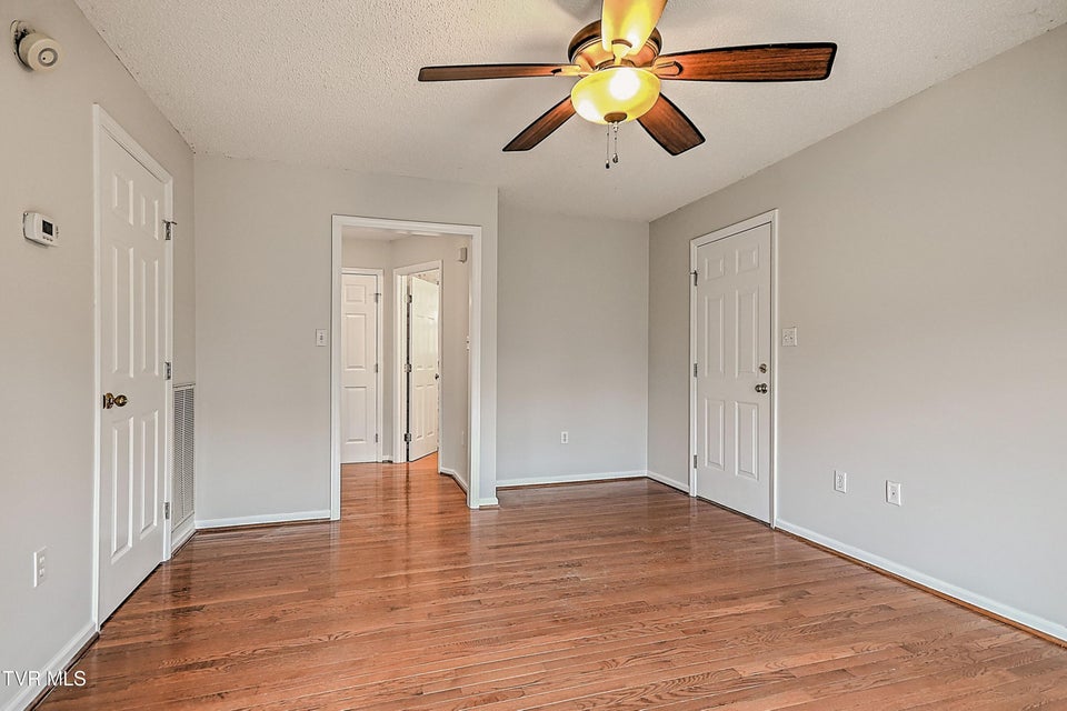 Photo #14: 15336 Woodstone Circle