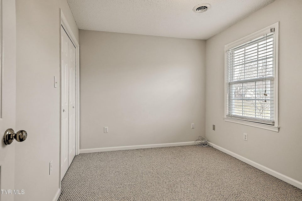 Photo #25: 15336 Woodstone Circle