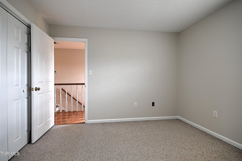 Photo #31: 15336 Woodstone Circle