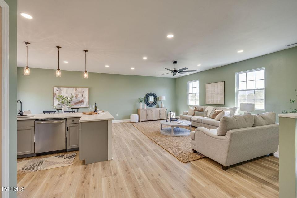 Photo #6: 166 Ebenezer Road