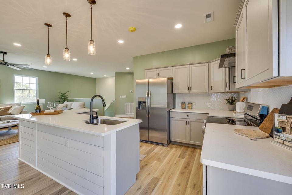 Photo #13: 166 Ebenezer Road