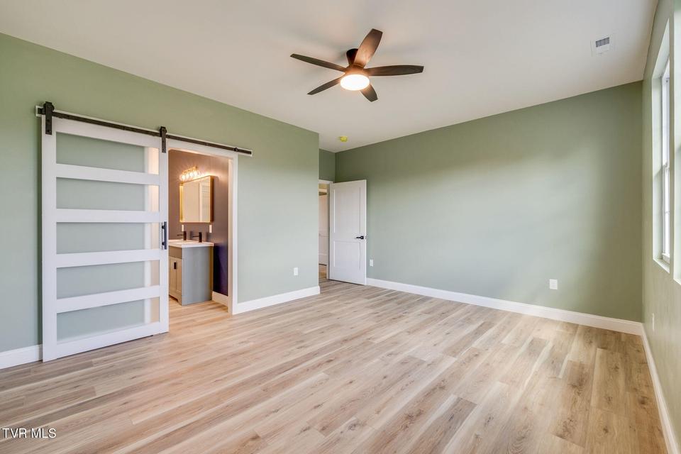 Photo #19: 166 Ebenezer Road