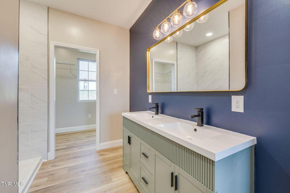 Photo #20: 166 Ebenezer Road