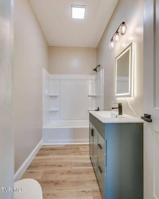 Photo #26: 166 Ebenezer Road