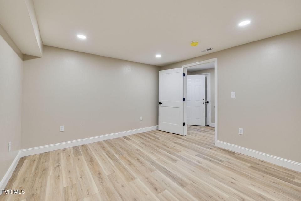 Photo #30: 166 Ebenezer Road