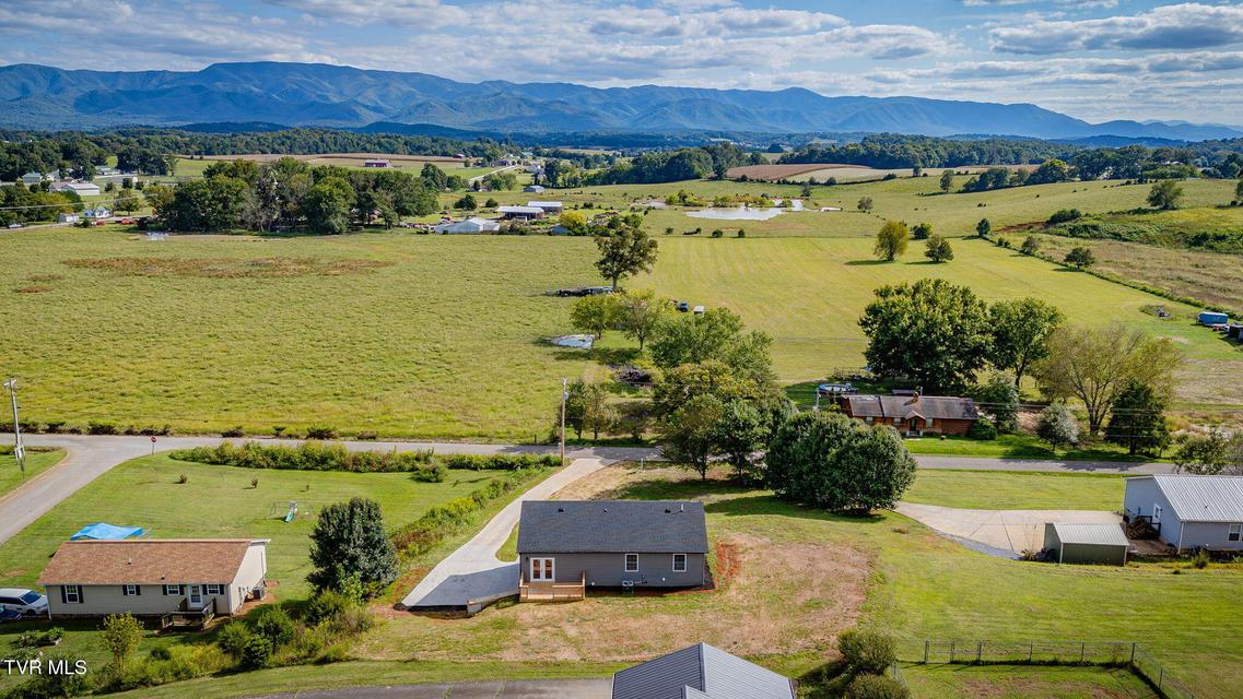 Photo #46: 166 Ebenezer Road