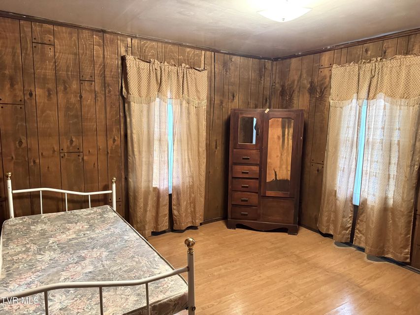 Photo #9: 30 Albemarle Street