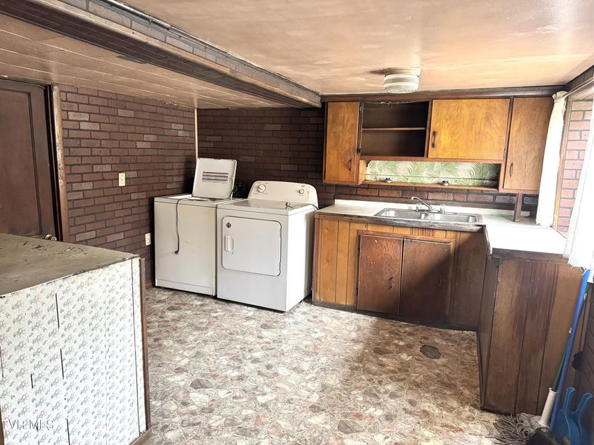 Photo #19: 30 Albemarle Street