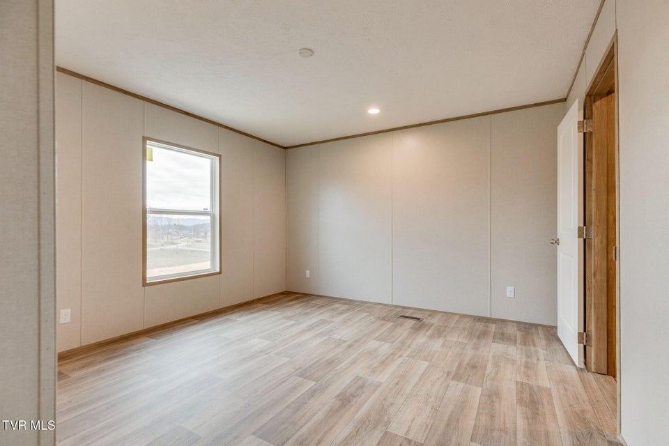 Photo #11: 935 Milburnton Road