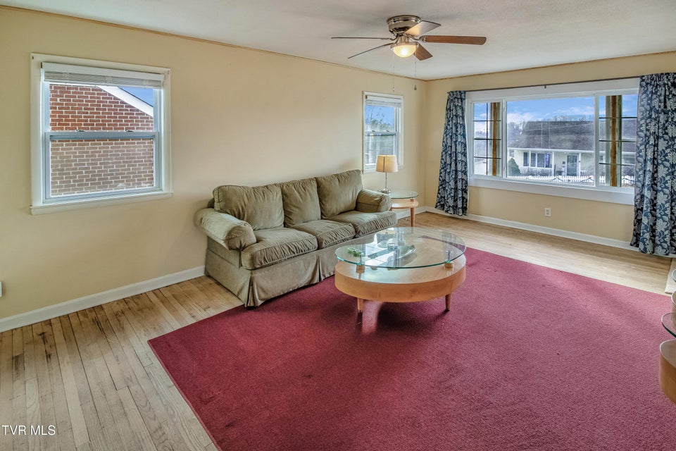 Photo #6: 427 Roan Street