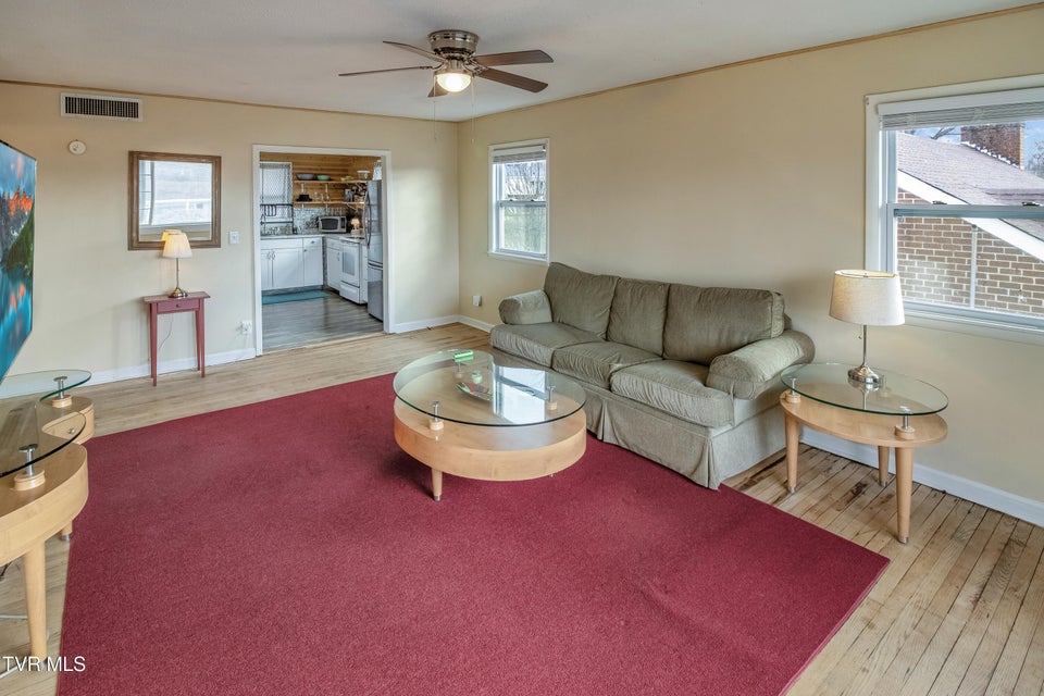 Photo #7: 427 Roan Street