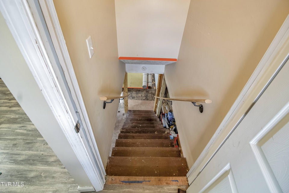 Photo #20: 427 Roan Street