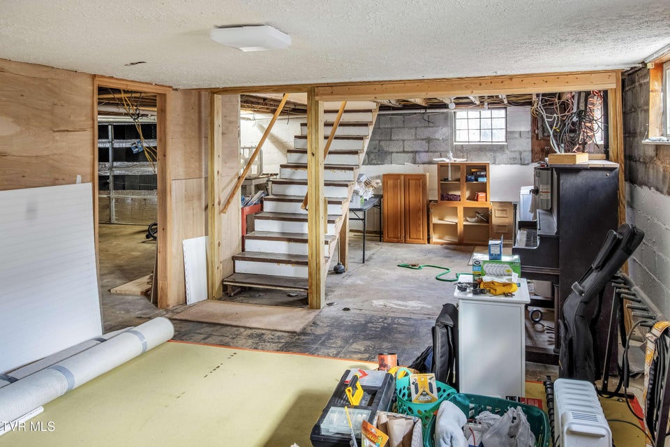 Photo #30: 427 Roan Street