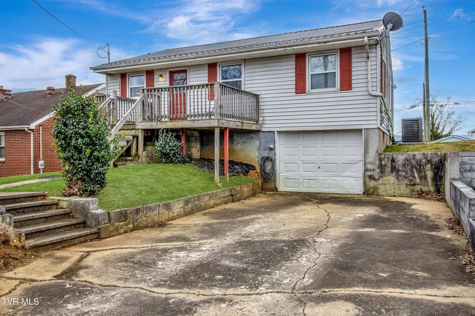 Photo #36: 427 Roan Street