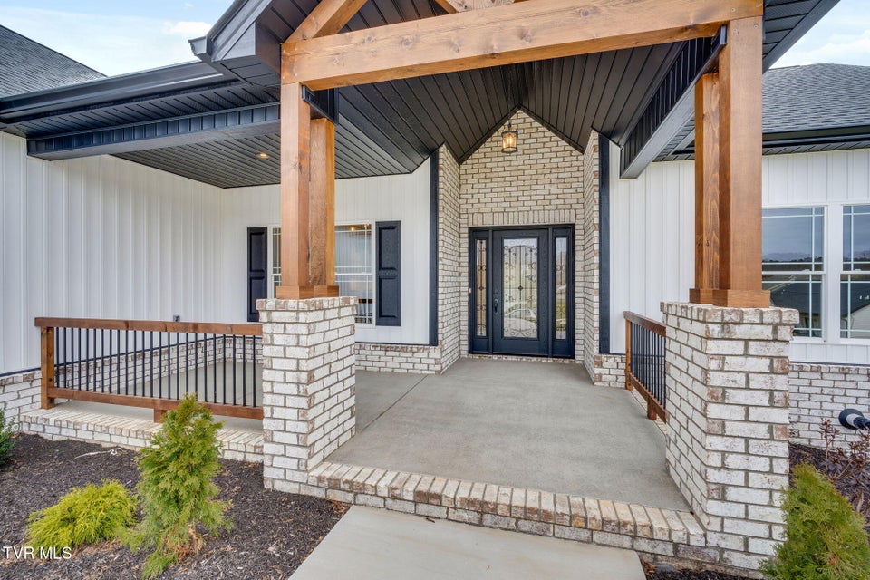 Photo #11: 920 Daybreak Crest