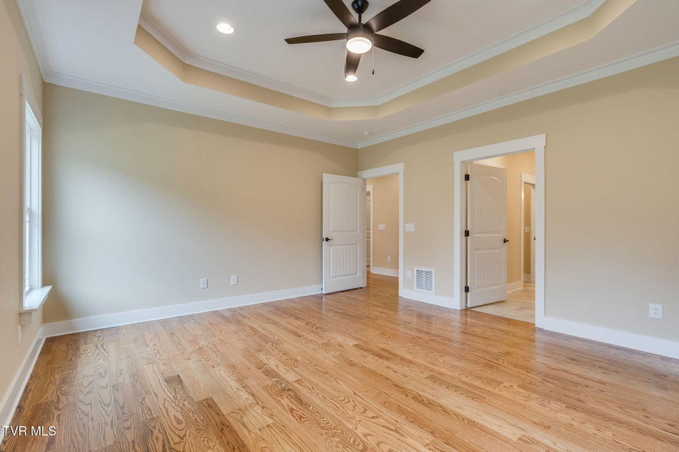 Photo #15: 920 Daybreak Crest