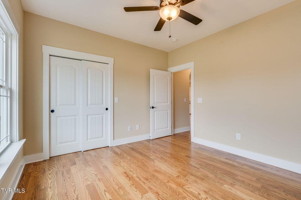 Photo #29: 920 Daybreak Crest