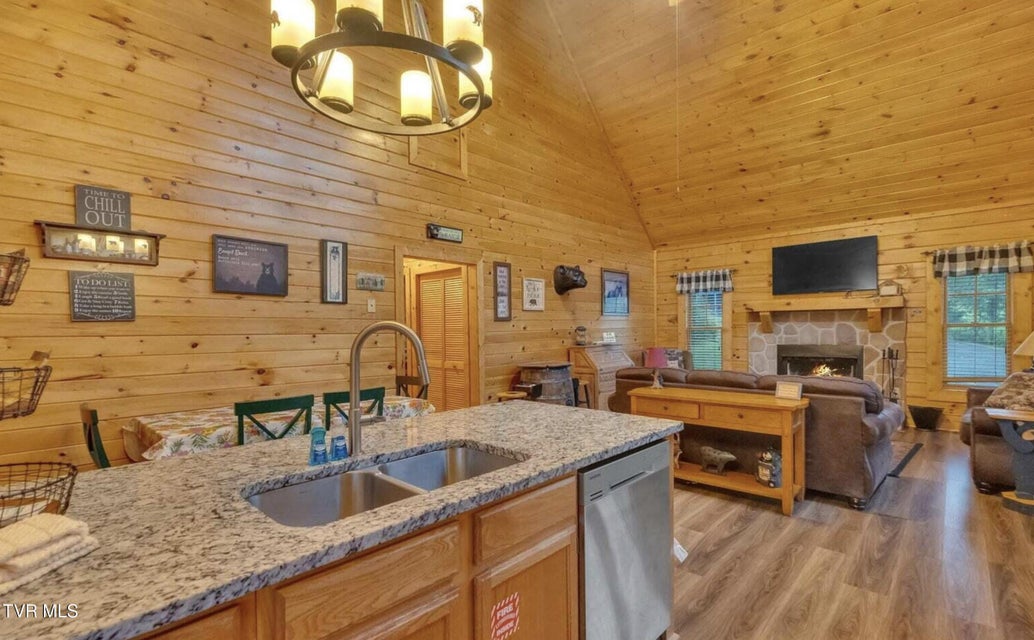 Photo #12: 1815 Trout Way