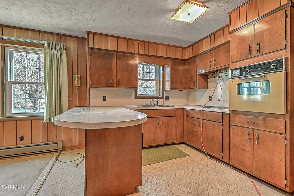 Photo #36: 721 Double Springs Road