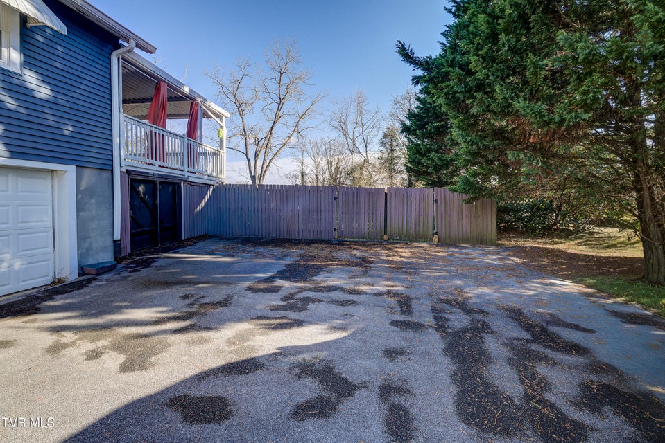 Photo #43: 332 Randolph Street