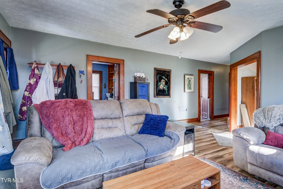 Photo #12: 332 Randolph Street