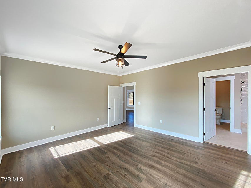 Photo #10: 120 Green Lawn Avenue