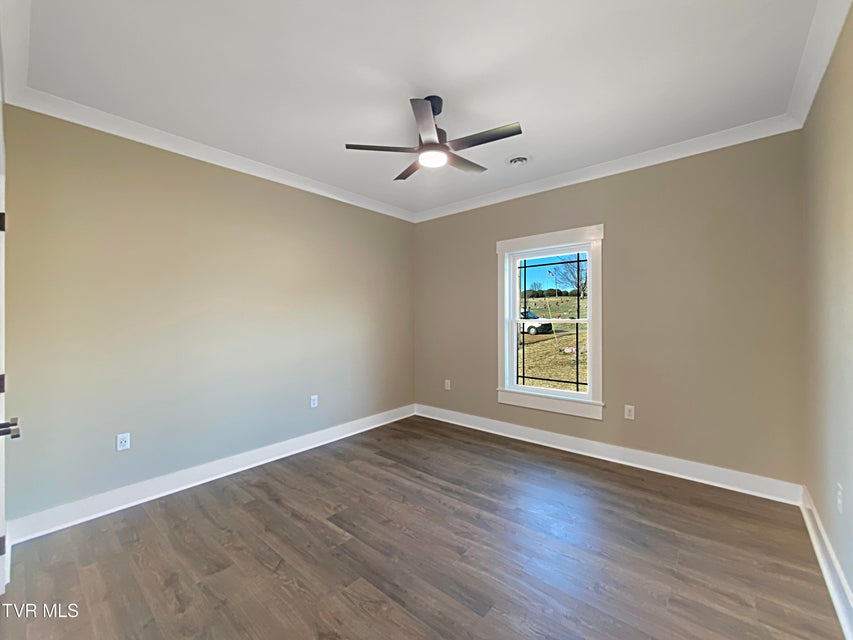 Photo #22: 120 Green Lawn Avenue