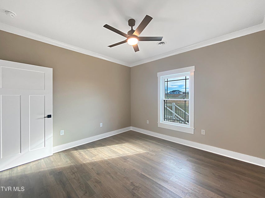 Photo #23: 120 Green Lawn Avenue