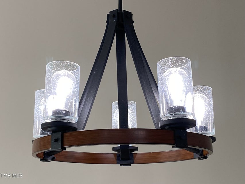 Photo #27: 120 Green Lawn Avenue