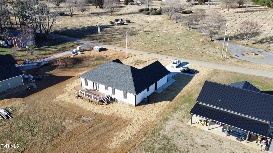 Photo #44: 120 Green Lawn Avenue