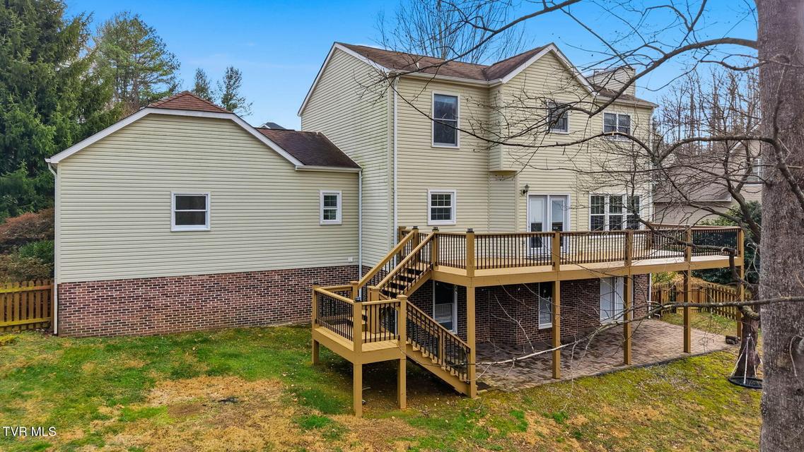 Photo #27: 203 Glen Oaks Drive