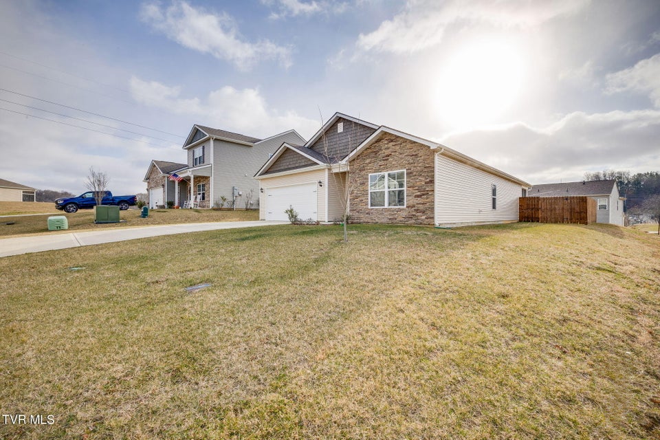 Photo #2: 1109 Ridge Parke 