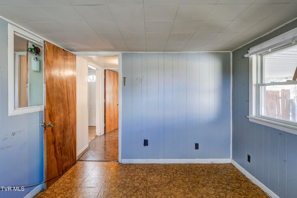 Photo #17: 377 Henson Road