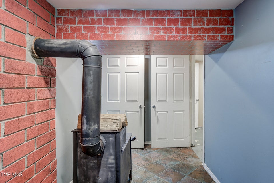 Photo #25: 377 Henson Road