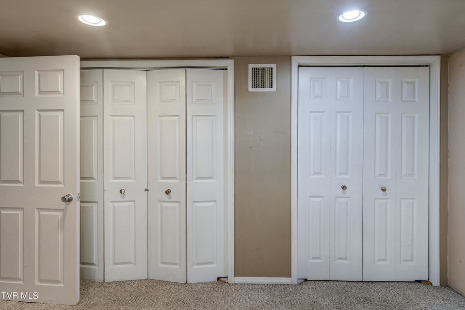 Photo #27: 377 Henson Road