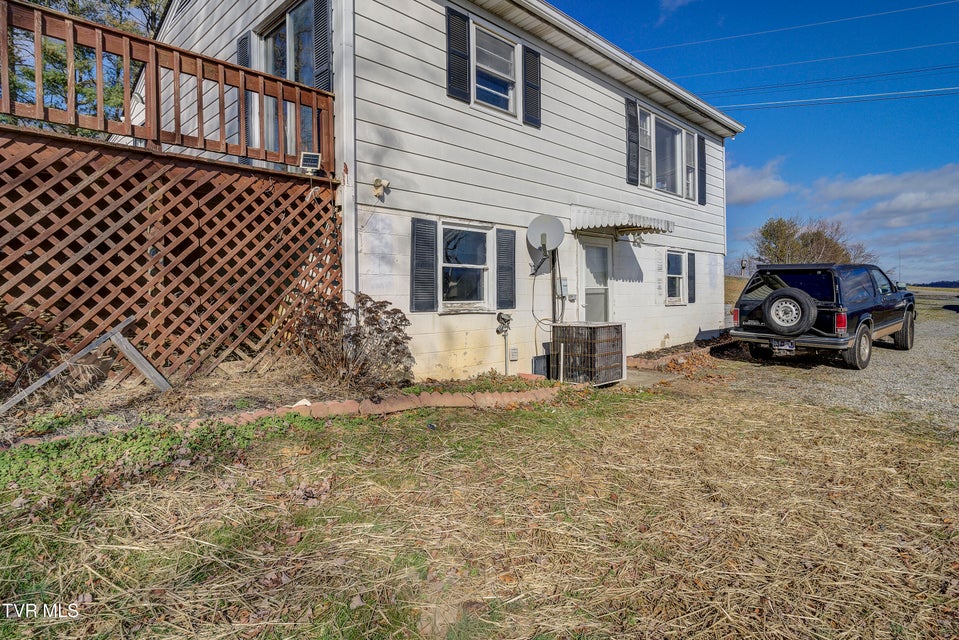 Photo #43: 377 Henson Road