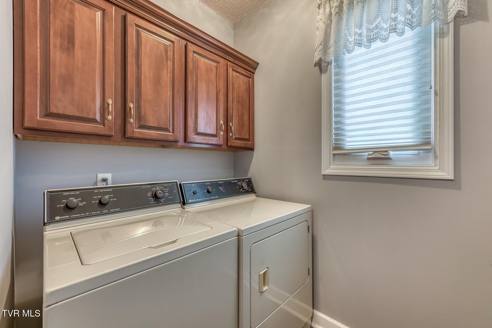 Photo #40: 229 Country Meadow Circle