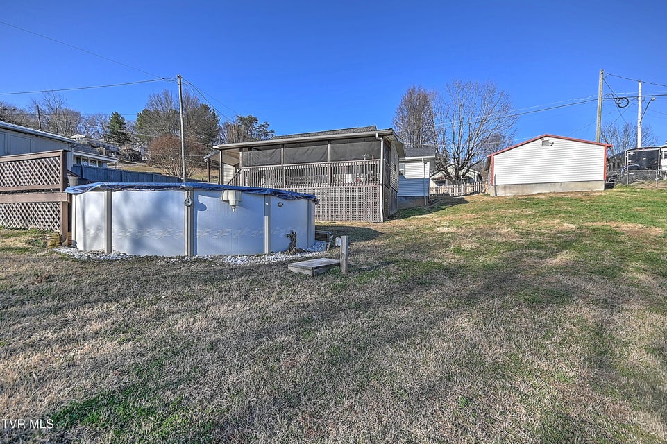 Photo #29: 1621 Charles Street