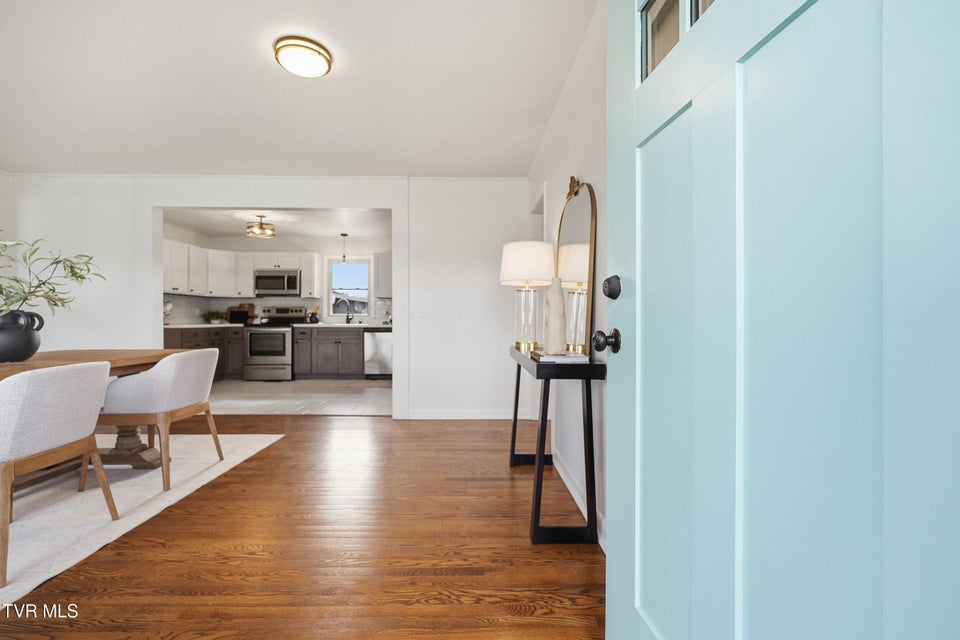 Photo #6: 613 Norris Avenue