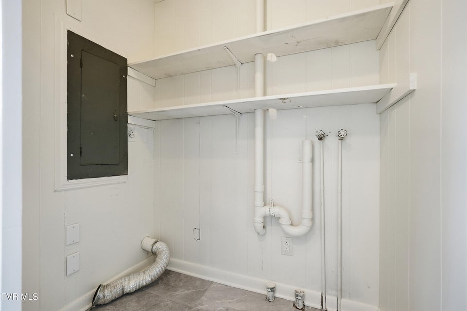 Photo #30: 613 Norris Avenue