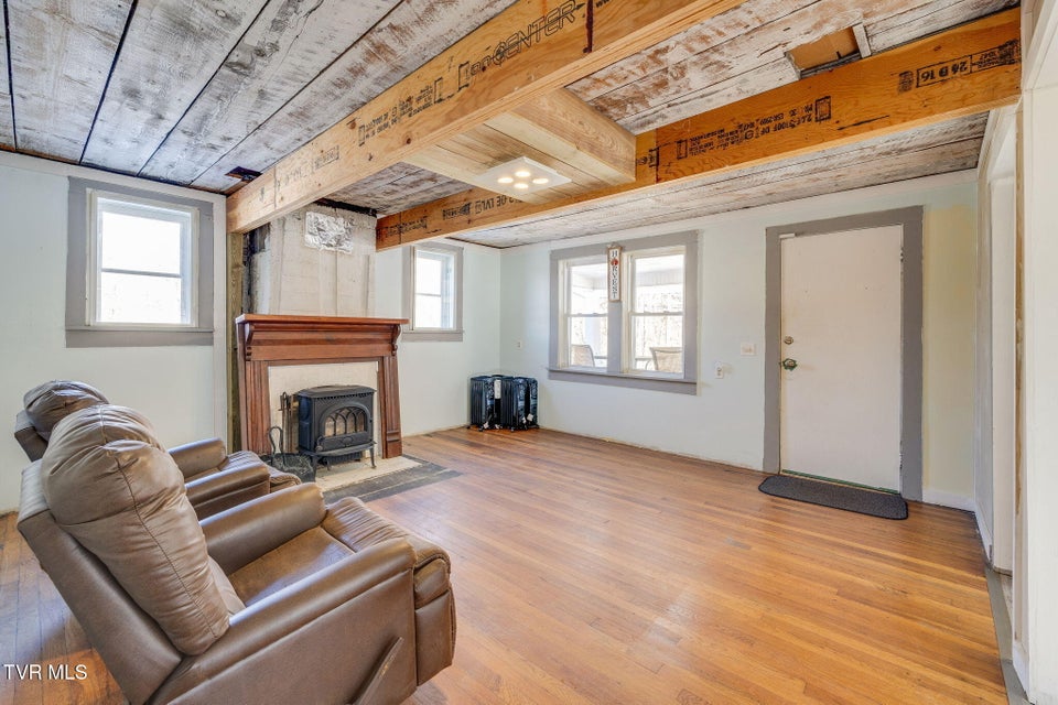 Photo #6: 592 Heaton Creek Road