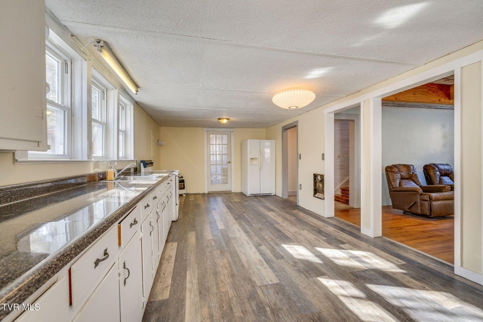 Photo #9: 592 Heaton Creek Road