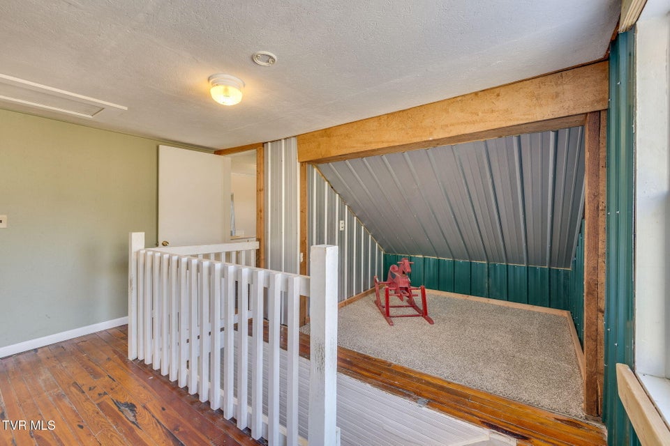 Photo #15: 592 Heaton Creek Road