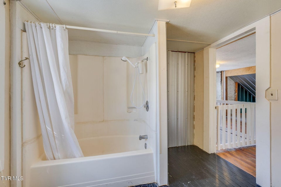 Photo #20: 592 Heaton Creek Road